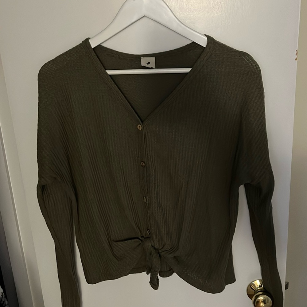 Lovemarks Waffle Knit Button Front Tie-Front Top Green V-neck Thermal Size Small
